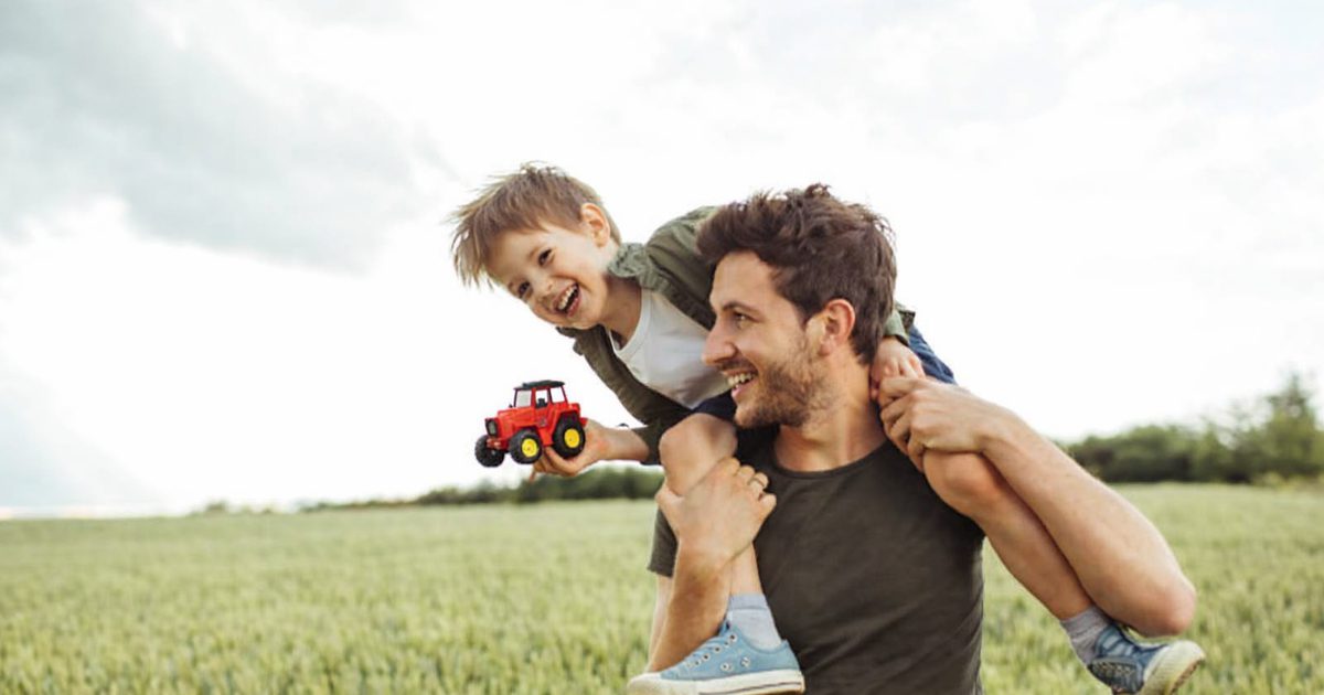 Dads Go Free! This Fathers Day weekend