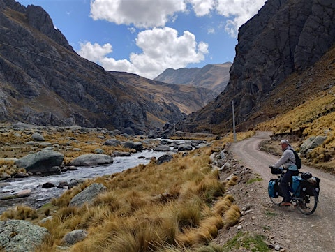 Pedalling the Americas: One Bike, Nine Months, Two Continents