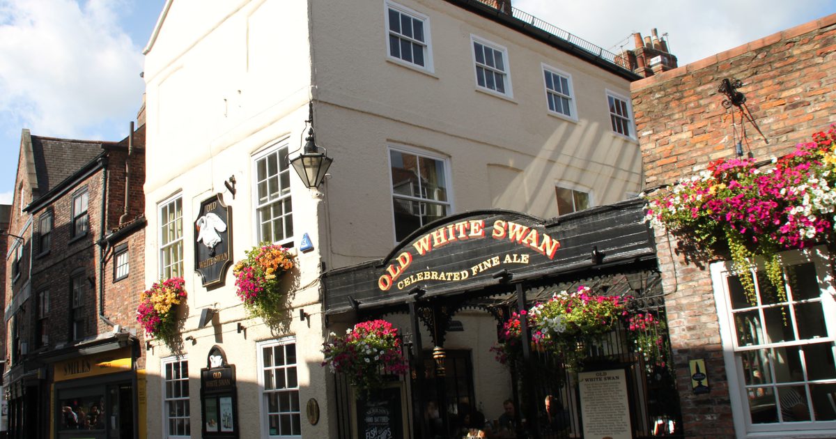 Historic Pub Walk