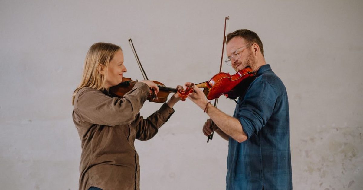 Sam Sweeney and Grace Smith